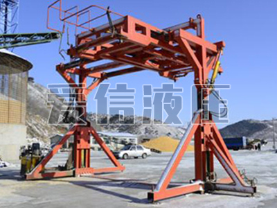 多功能集裝箱卸車(chē)機(jī)